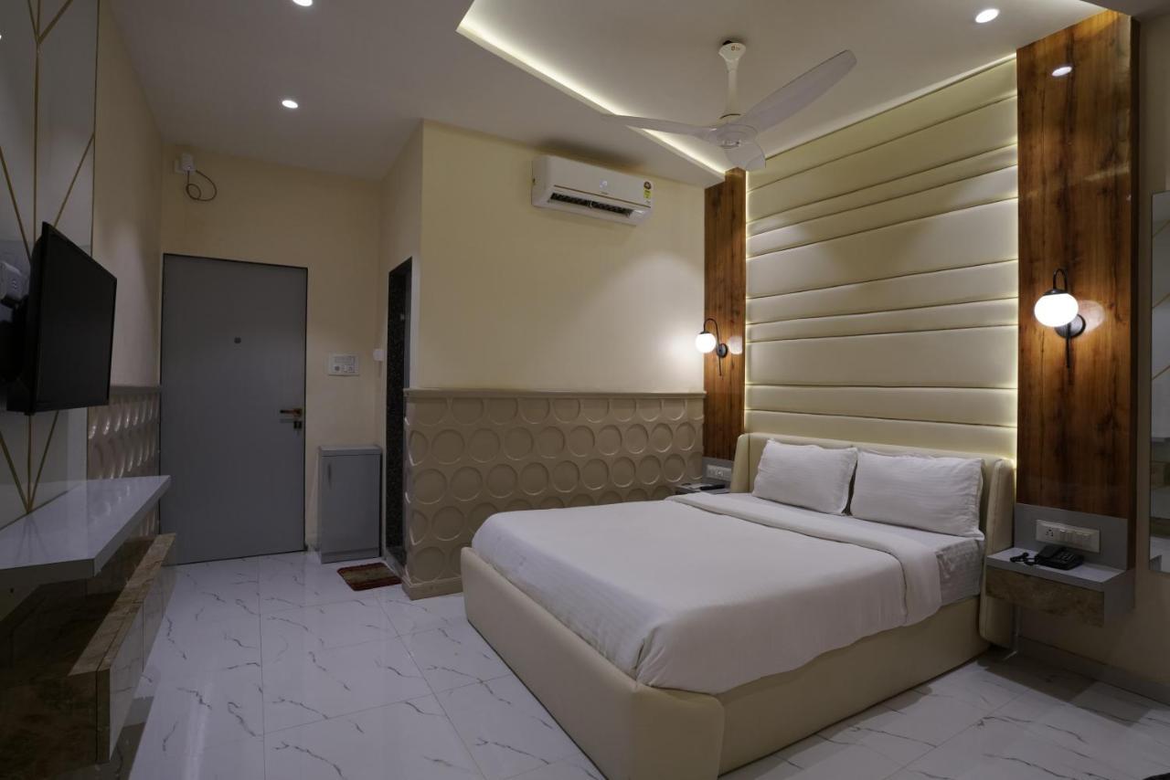 Palm Springs Beach Resort - Gorai Mumbai Eksteriør bilde